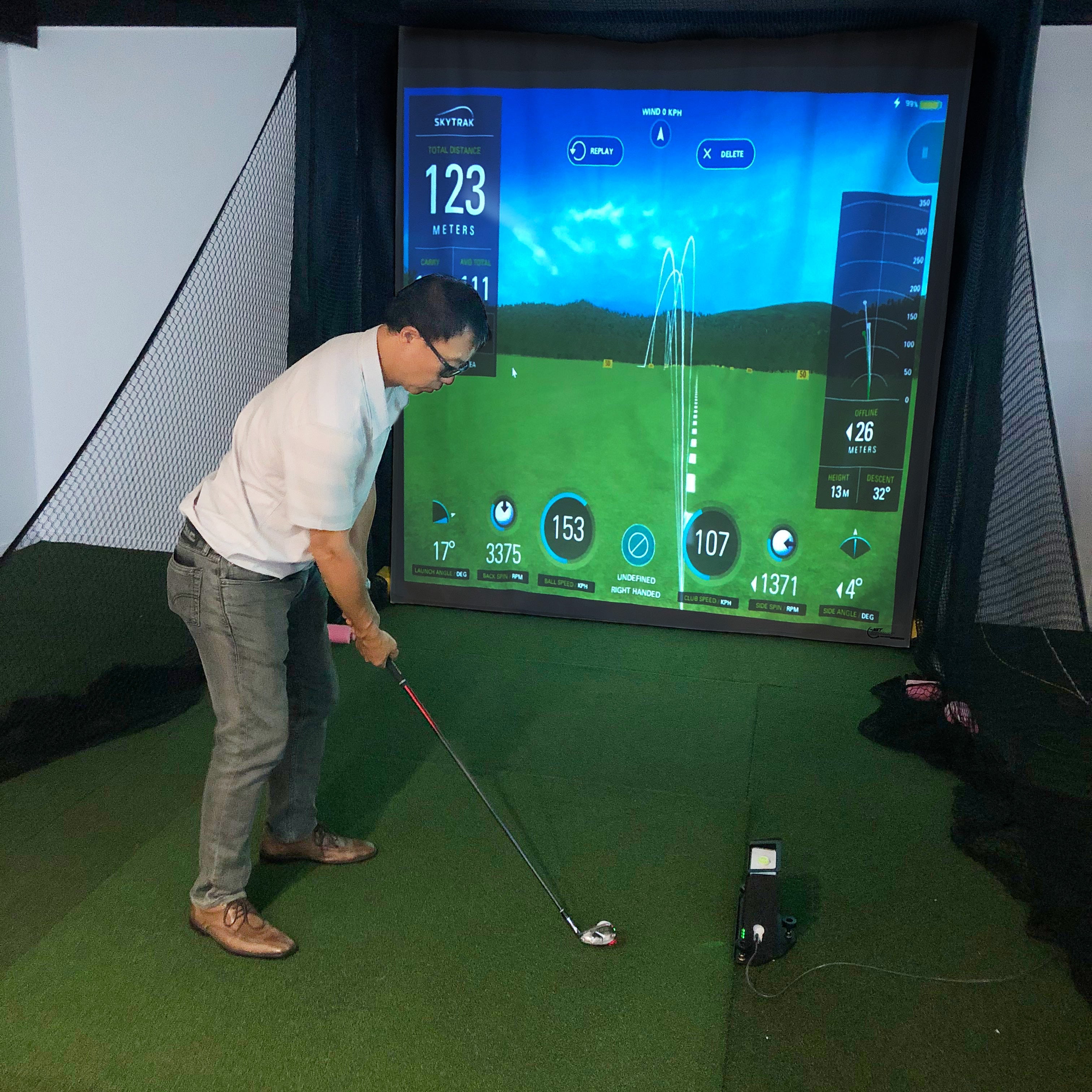 Simulator Series 8 Golf Simulator Bay - The Net Return Australia